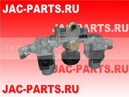 Клапан тормозной пневматический задний JAC N80 N120 3506800LE35R