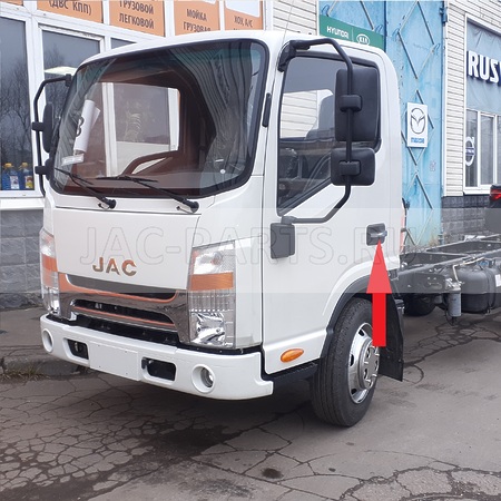 Ручка левой двери наружная JAC N56 N75 N80 N90 N120 6105100LE01002