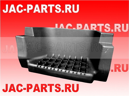 Подножка кабины правая нижняя JAC N120 8405410LE090